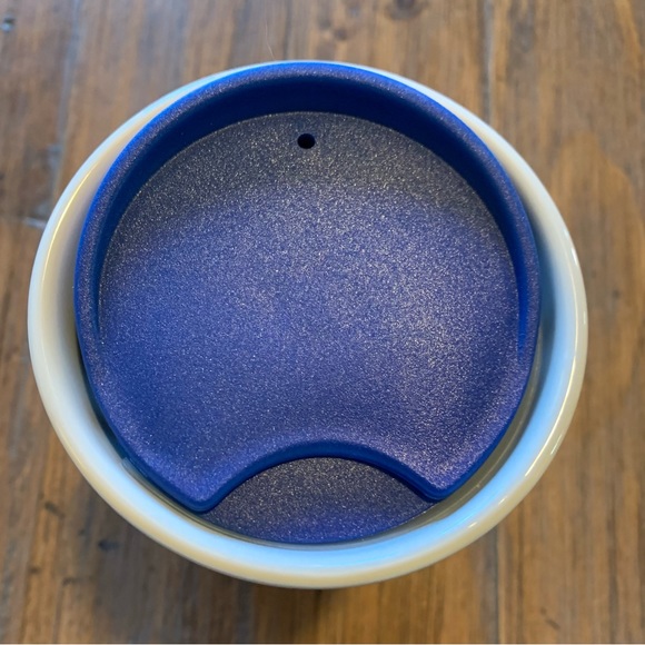 NEW Walt‎ Disney World 2020 Mickey Mouse Castle Travel Tumbler Ceramic Cup Mug - Picture 10 of 10